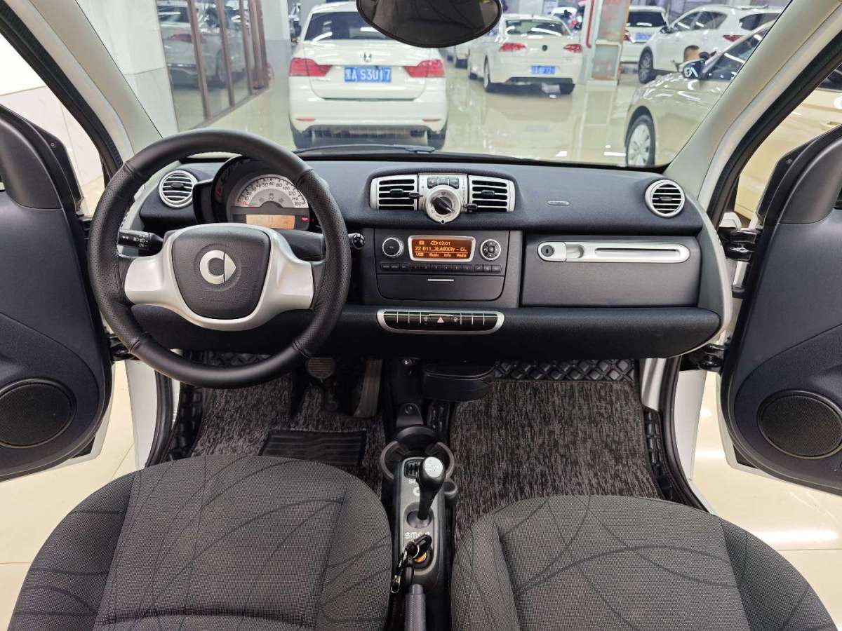 smart fortwo  2012款 1.0 MHD 硬頂激情版圖片