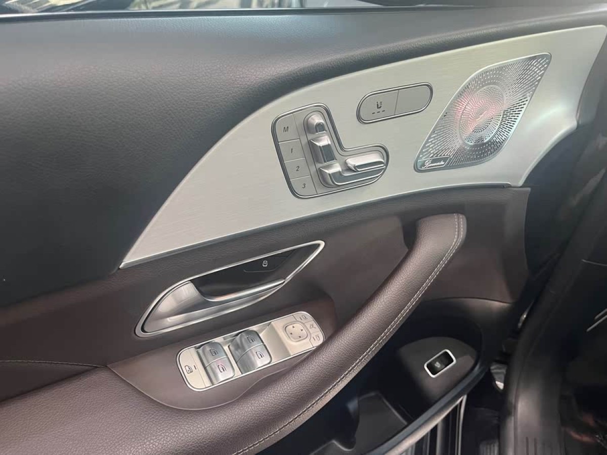 奔馳 奔馳GLE  2024款 改款 GLE 350 4MATIC 時(shí)尚型圖片