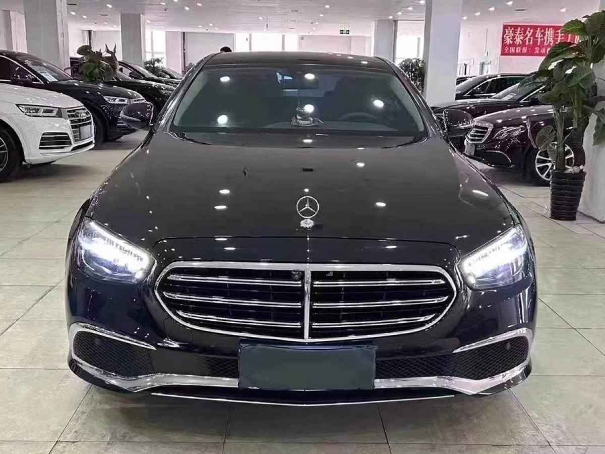奔馳 奔馳E級(jí)  2021款 改款 E 300 L 豪華型圖片