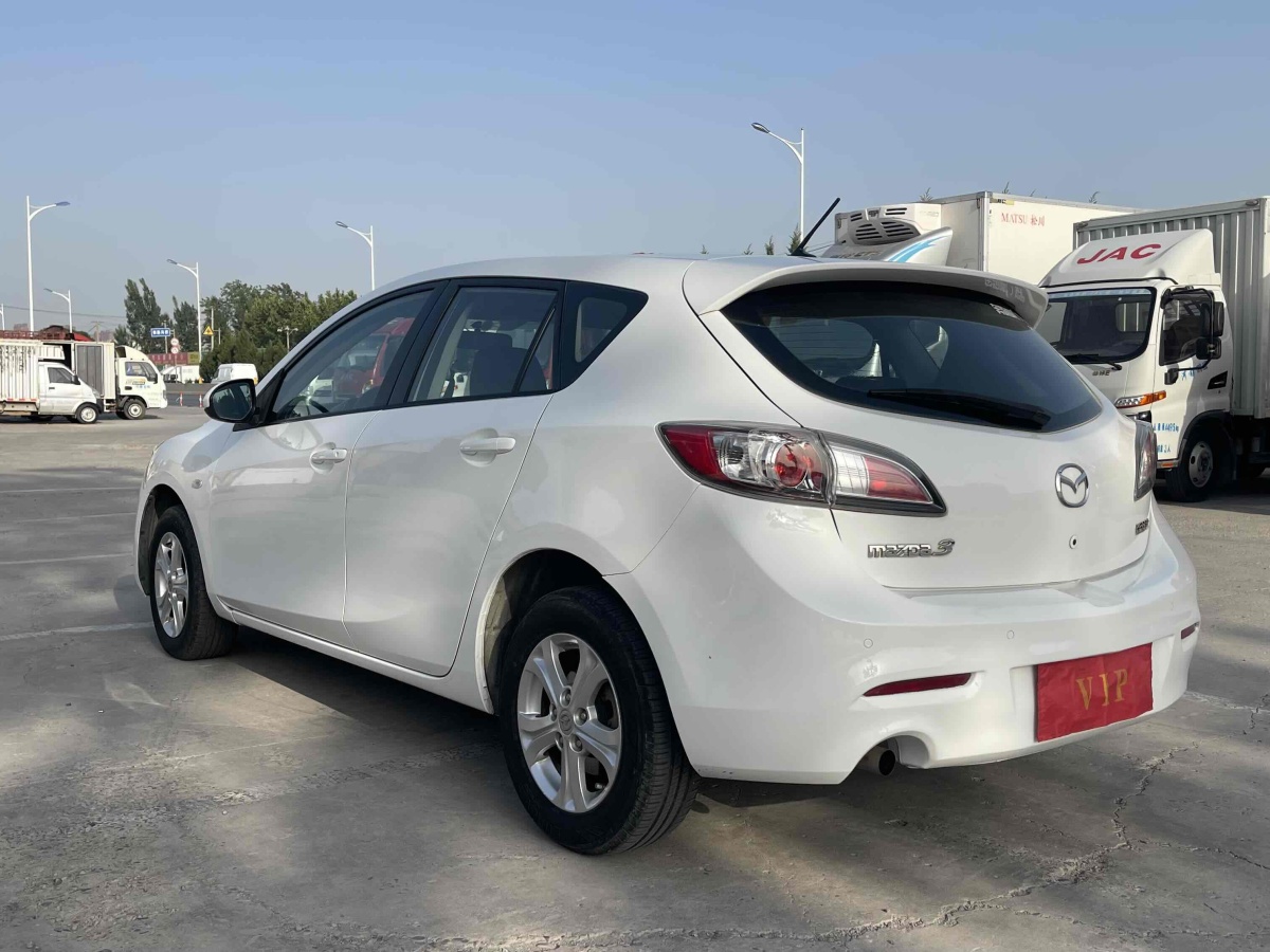 馬自達(dá) 馬自達(dá)3星騁  2012款 兩廂 1.6L 手動(dòng)舒適型圖片