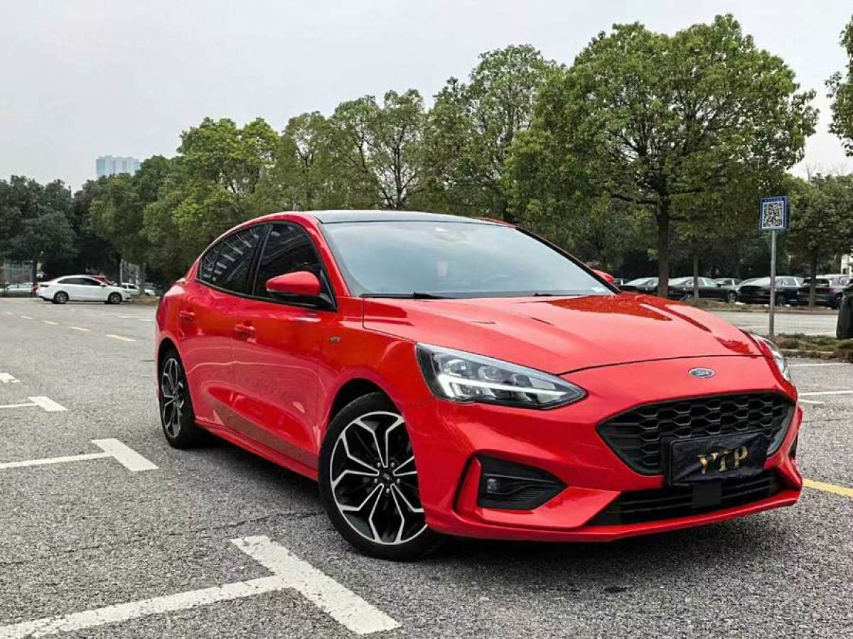 福特 ?？怂? 2020款 三廂 EcoBoost 180 自動(dòng)ST Line圖片