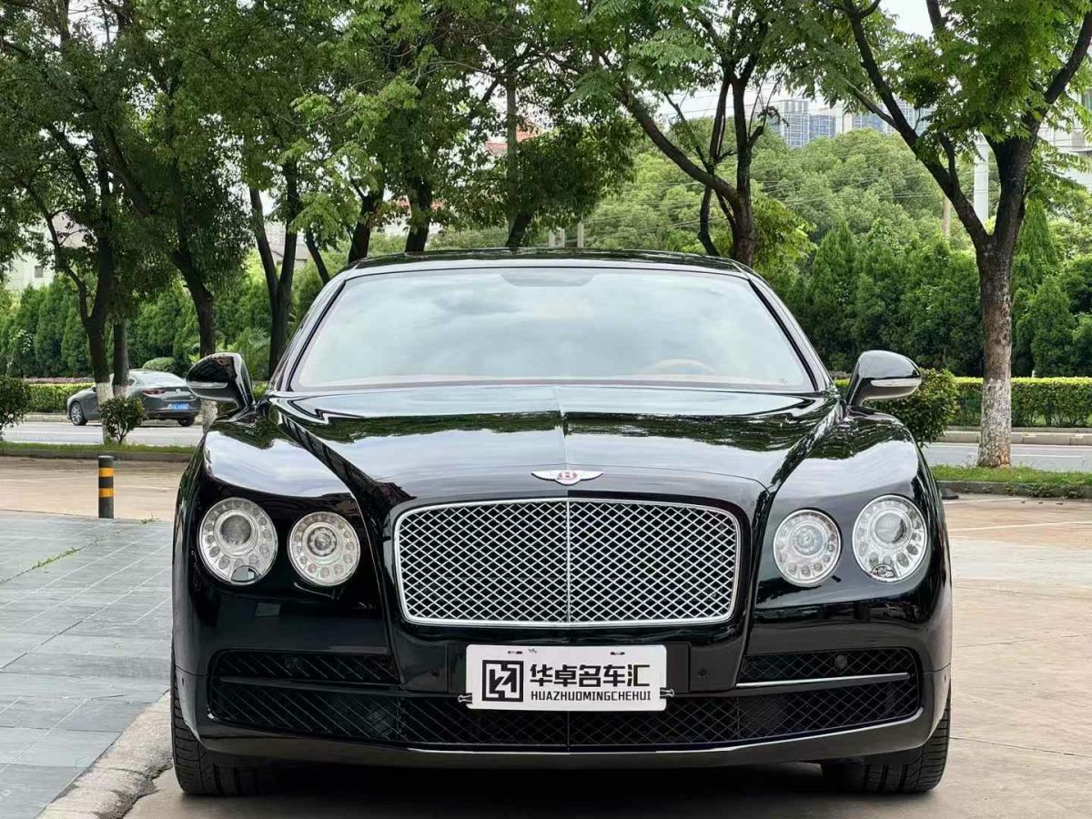 賓利 飛馳  2016款 4.0T V8 標(biāo)準(zhǔn)版圖片