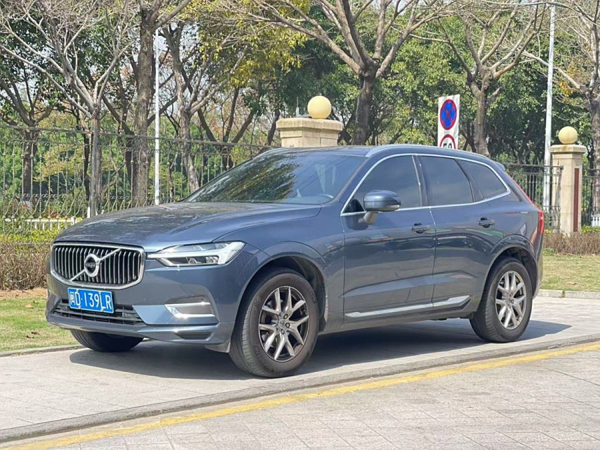 2020年7月沃爾沃 XC60  2021款 T5 四驅(qū)智逸豪華版