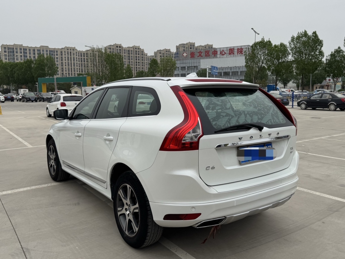 沃爾沃 XC60  2015款 T5 AWD 智遠(yuǎn)版圖片