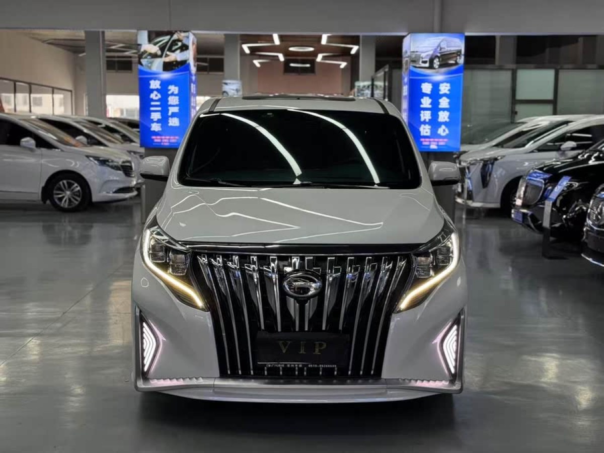 廣汽傳祺 M8  2024款 領(lǐng)秀系列 390T 尊享版圖片