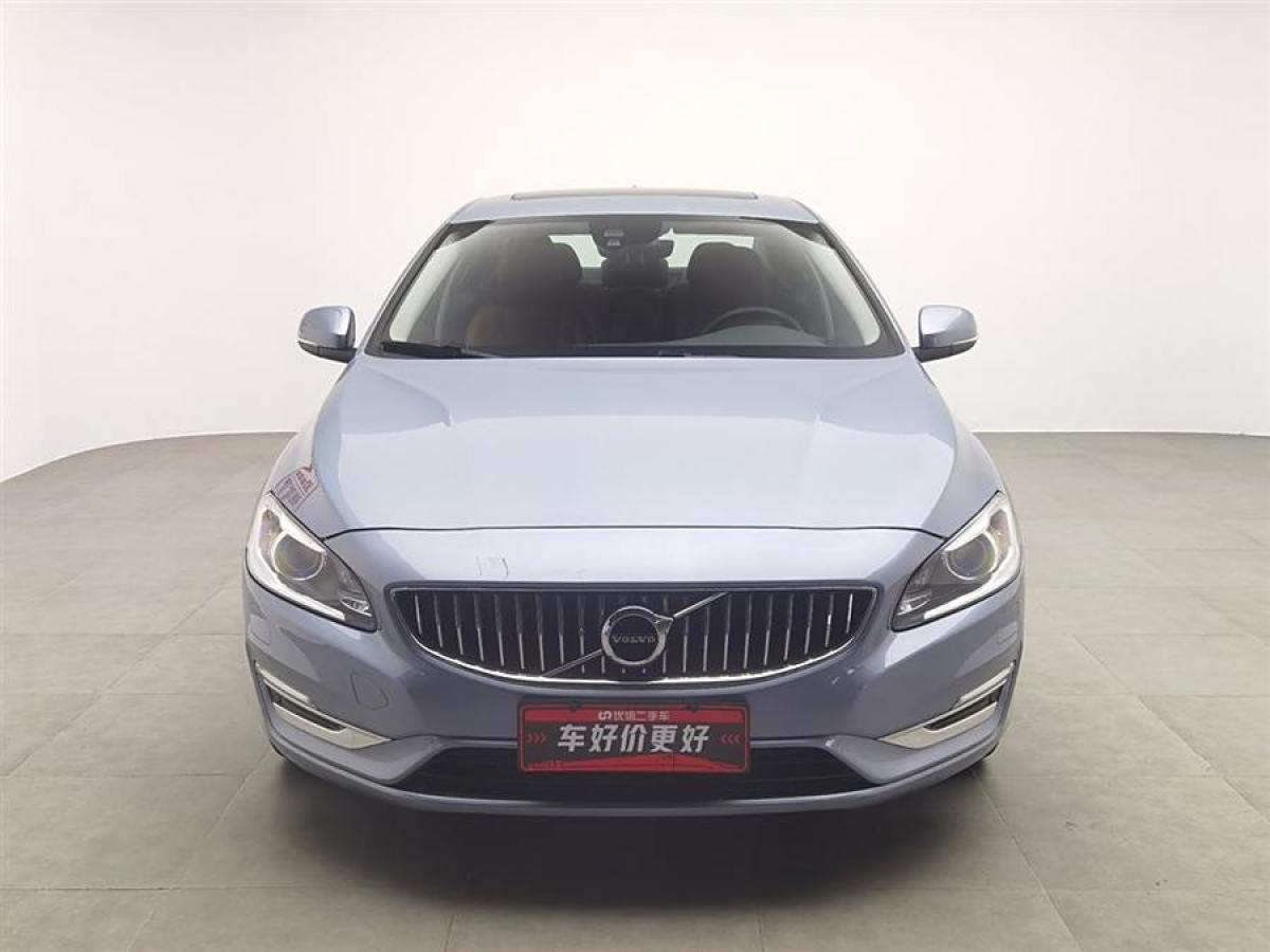 沃爾沃 S60L  2018款 T3 智進(jìn)進(jìn)取版圖片