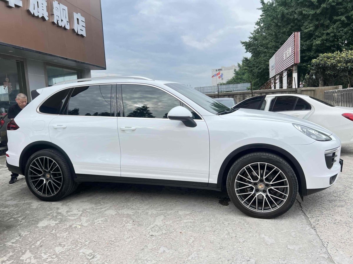 保时捷 Cayenne  2016款 Cayenne 3.0T图片