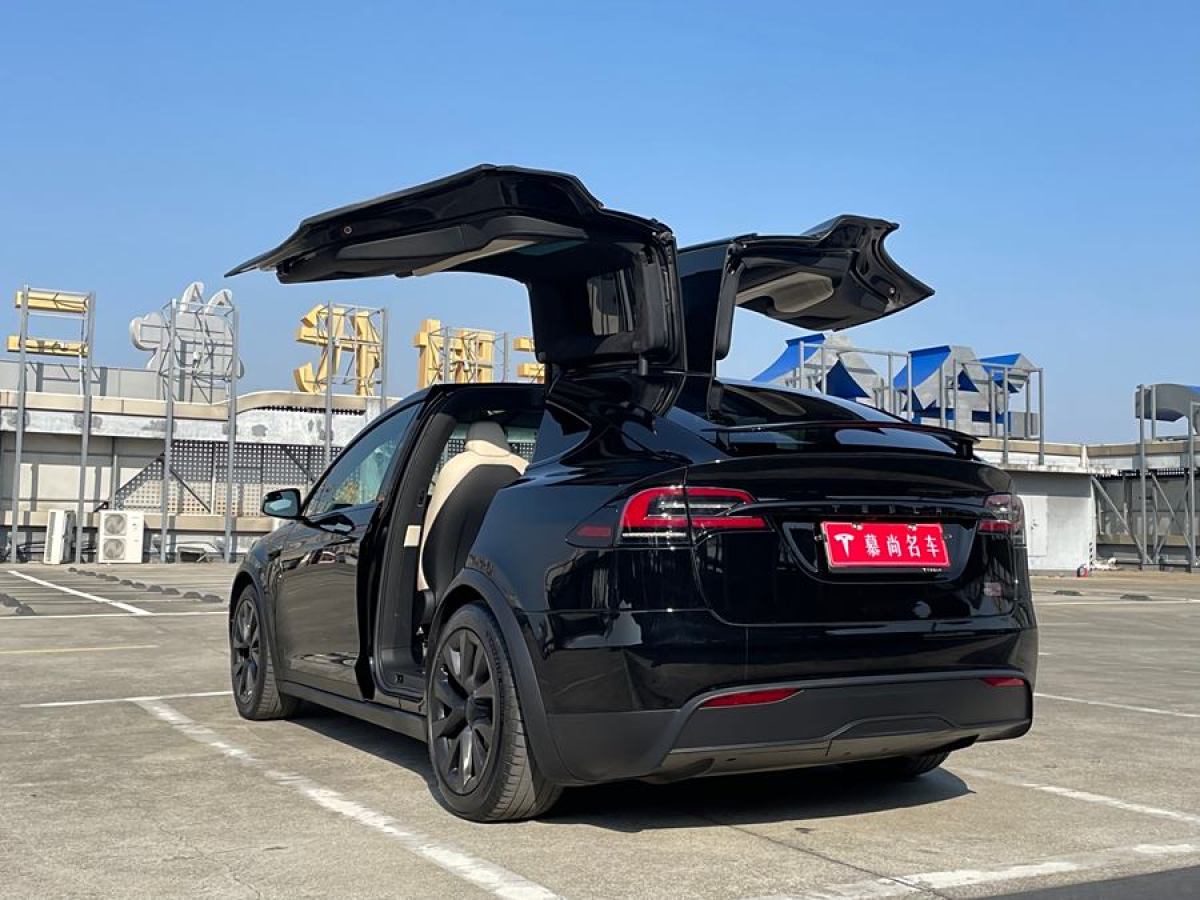 特斯拉 Model X  2023款 三電機全輪驅(qū)動 Plaid版圖片