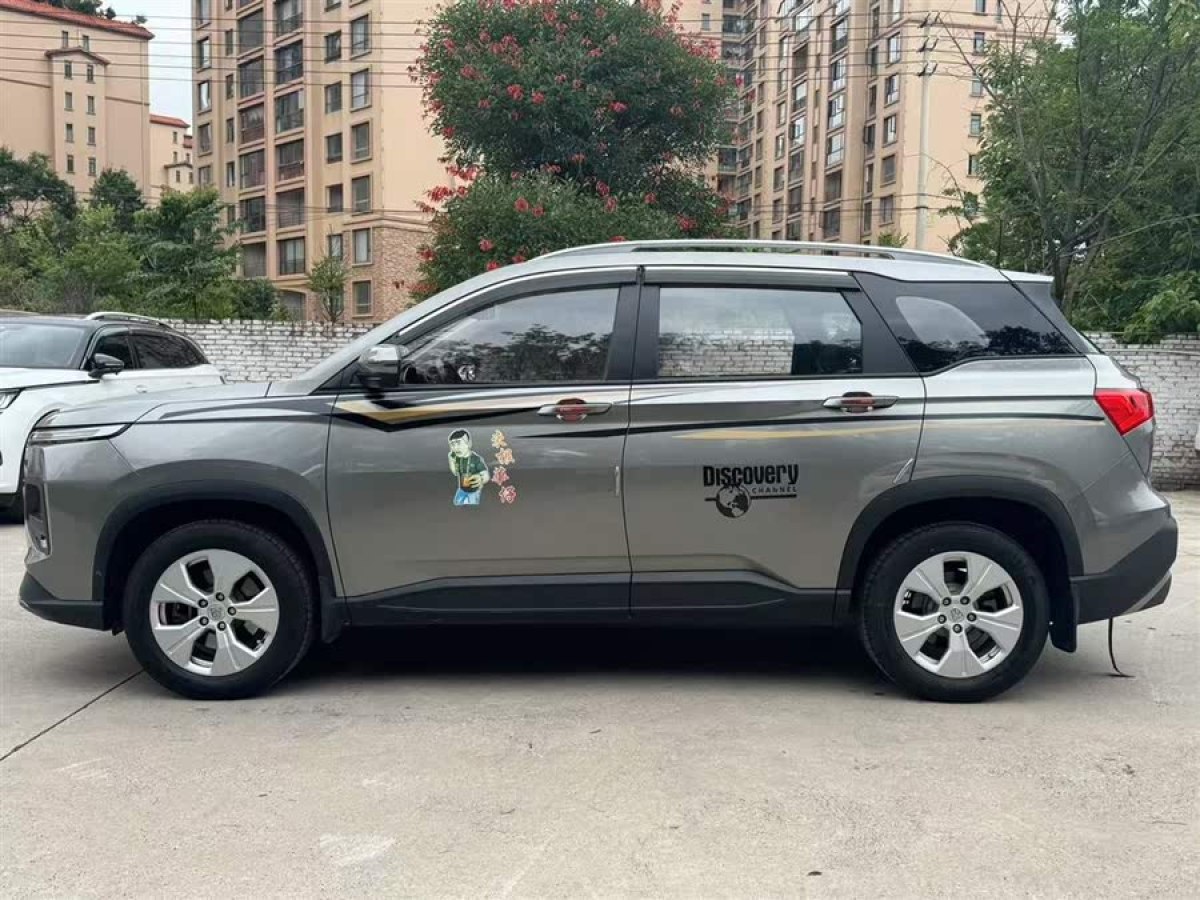 寶駿 530  2020款 1.5T 手動(dòng)豪華型 7座圖片