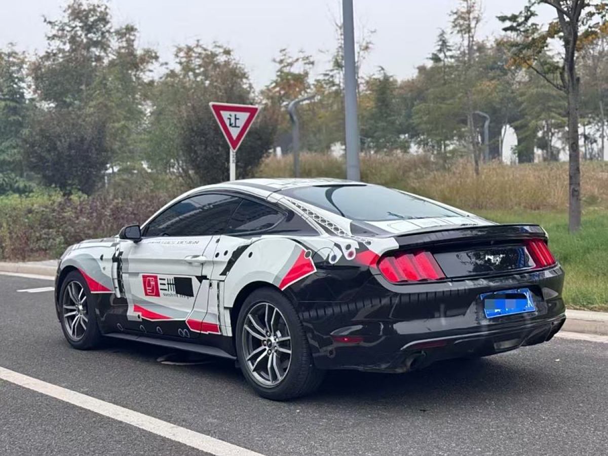 2016年10月福特 Mustang  2017款 2.3T 性能版