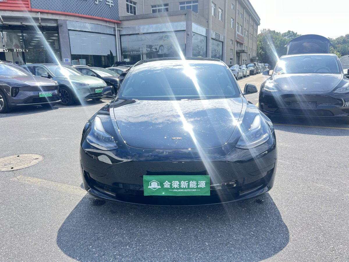 特斯拉 Model 3  2022款 改款 后輪驅(qū)動(dòng)版圖片