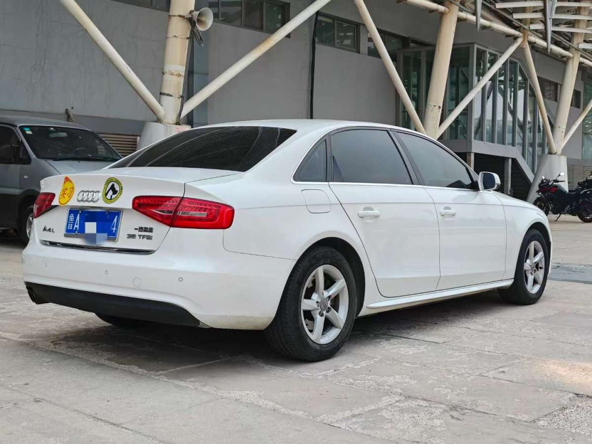 奧迪 奧迪A4L  2015款 35 TFSI 自動標準型圖片
