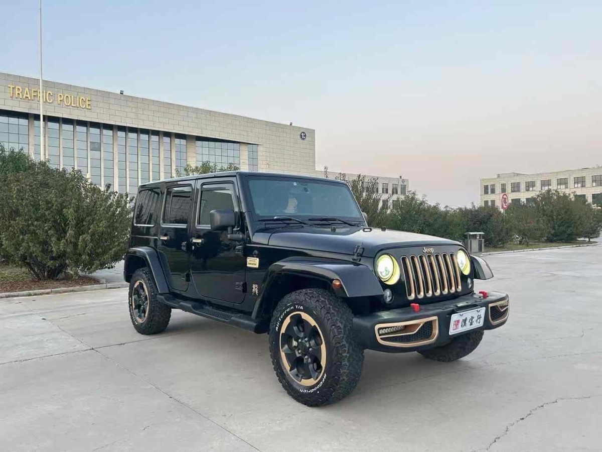 Jeep 牧馬人  2014款 3.6L 龍騰典藏版圖片