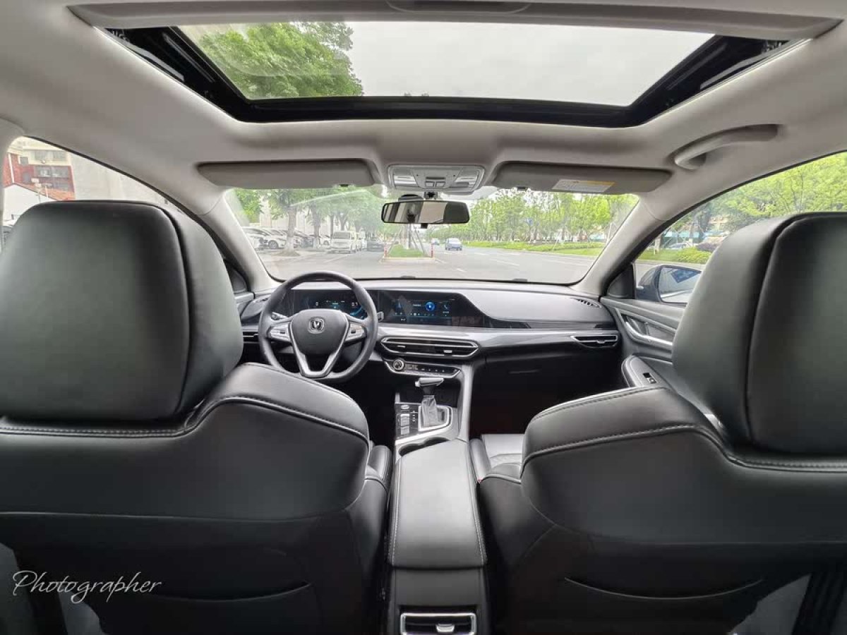 長(zhǎng)安 逸動(dòng)  2020款 PLUS 藍(lán)鯨NE 1.4T GDI DCT尊貴型圖片