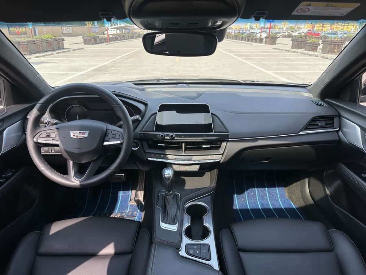 凱迪拉克 CT4  2022款 28T 豪華型圖片