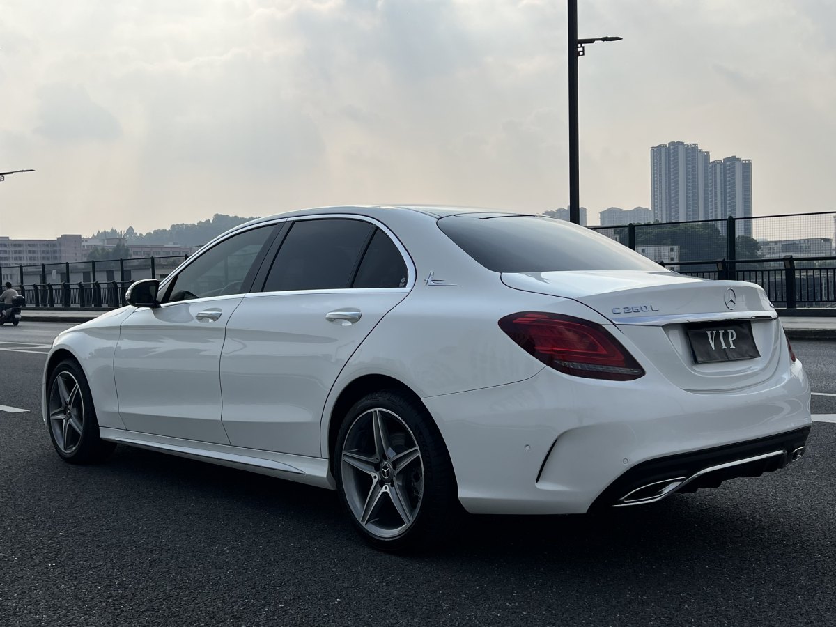 奔馳 奔馳C級  2019款 改款 C 260 L 4MATIC 運動版圖片