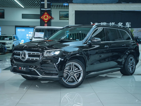 奔驰 奔驰GLS  2023款 改款 GLS 450 4MATIC 时尚型