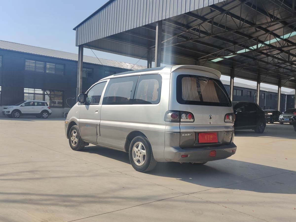 東風(fēng)風(fēng)行 菱智  2014款 M3 1.6L 7座舒適型圖片