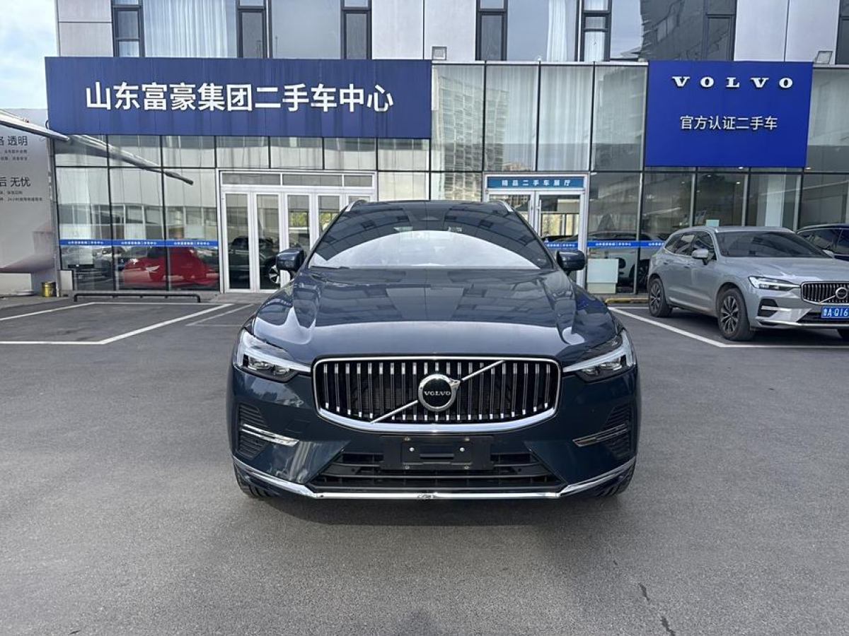 沃爾沃 XC60  2024款 B5 四驅(qū)智逸豪華版圖片