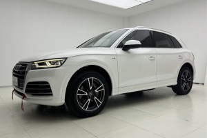 奧迪Q5L 奧迪  40 TFSI 榮享時(shí)尚型 國VI