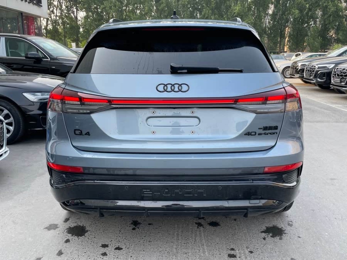 奧迪 奧迪Q4 e-tron  2022款 40 e-tron 創(chuàng)境版圖片