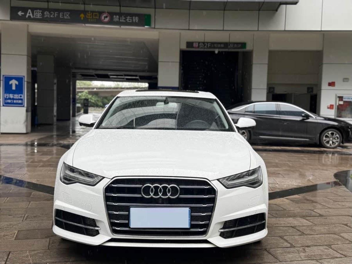 奧迪 奧迪Q3  2018款 30周年年型 35 TFSI 時尚型圖片