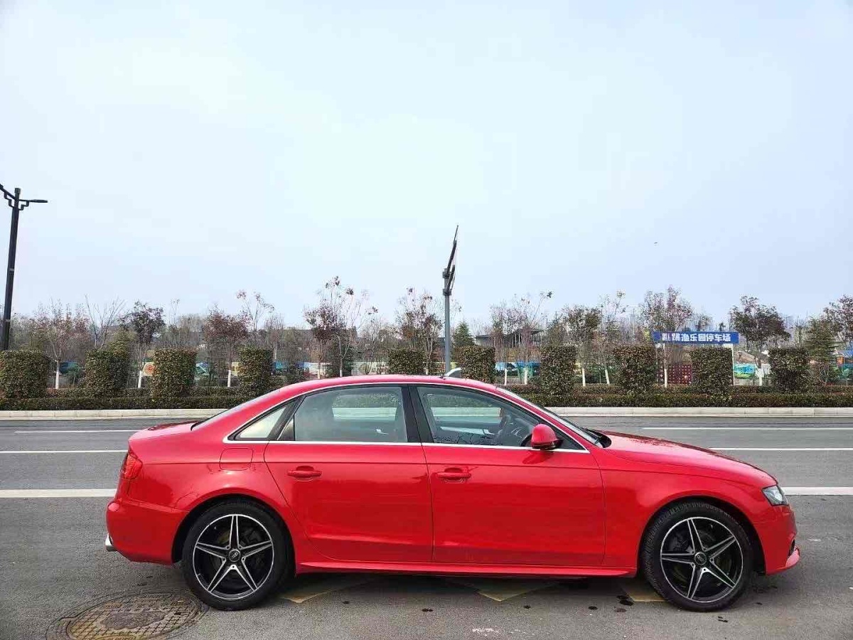 2011年8月奧迪 奧迪A4L  2011款 2.0 TFSI 技術型