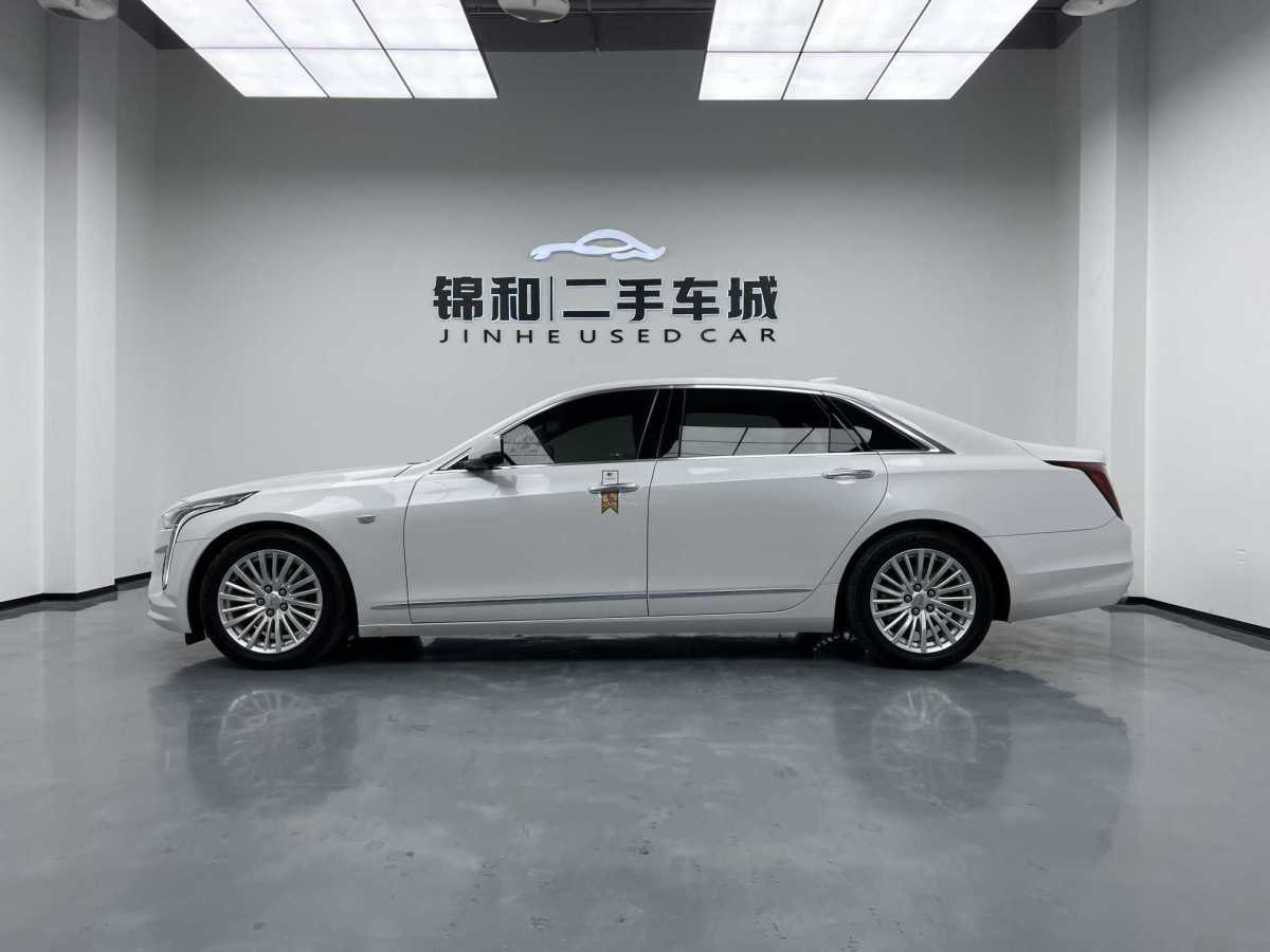 凱迪拉克 CT6  2022款 28T 風(fēng)尚型圖片