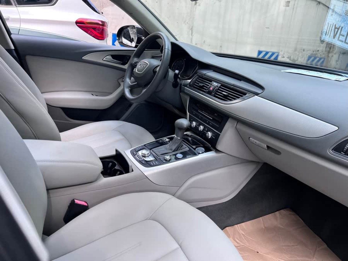 奧迪 奧迪A6L  2014款 TFSI 標(biāo)準(zhǔn)型圖片
