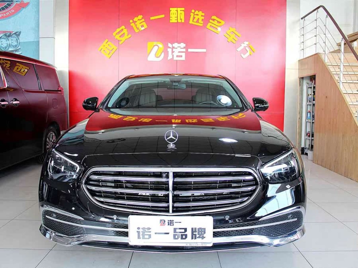 奔馳 奔馳E級(jí)  2023款 改款 E 300 L 時(shí)尚型圖片