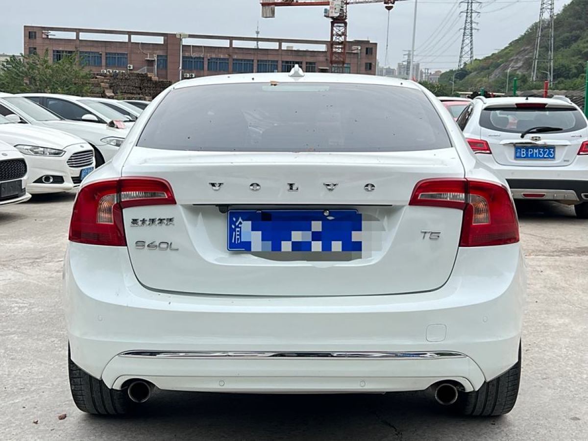 沃爾沃 S60  2014款 改款 T5 個性運動版圖片