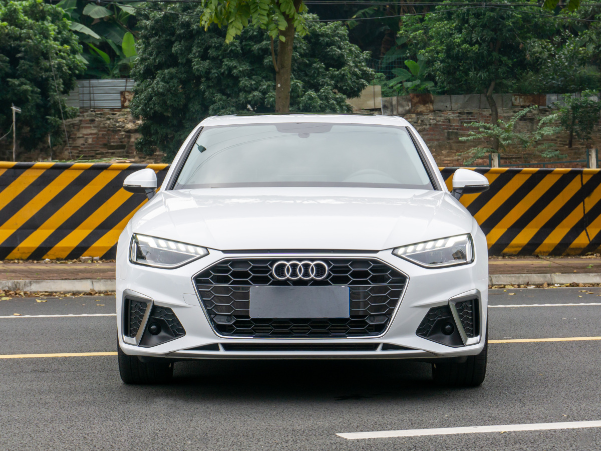 奧迪 奧迪A4L  2022款 40 TFSI 時尚動感型圖片