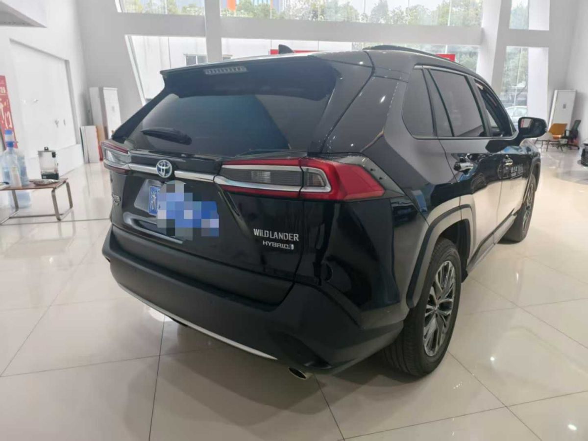 豐田 威蘭達(dá)  2023款 2.0L CVT兩驅(qū)尊貴版圖片