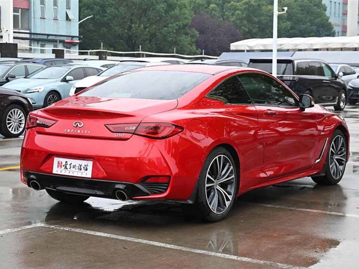 英菲尼迪 Q60  2019款 2.0T 豪華版圖片