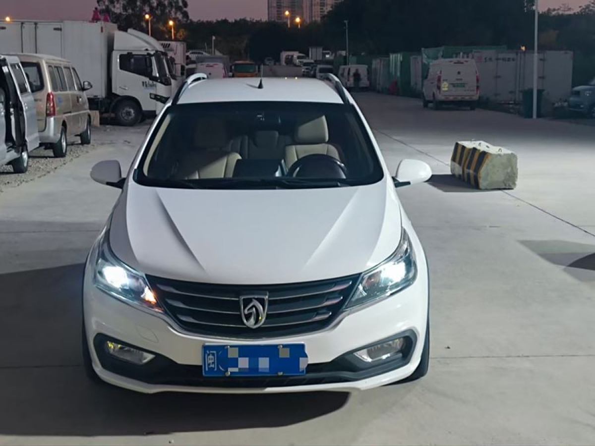 寶駿 310W  2017款 1.5L 手動舒適型圖片