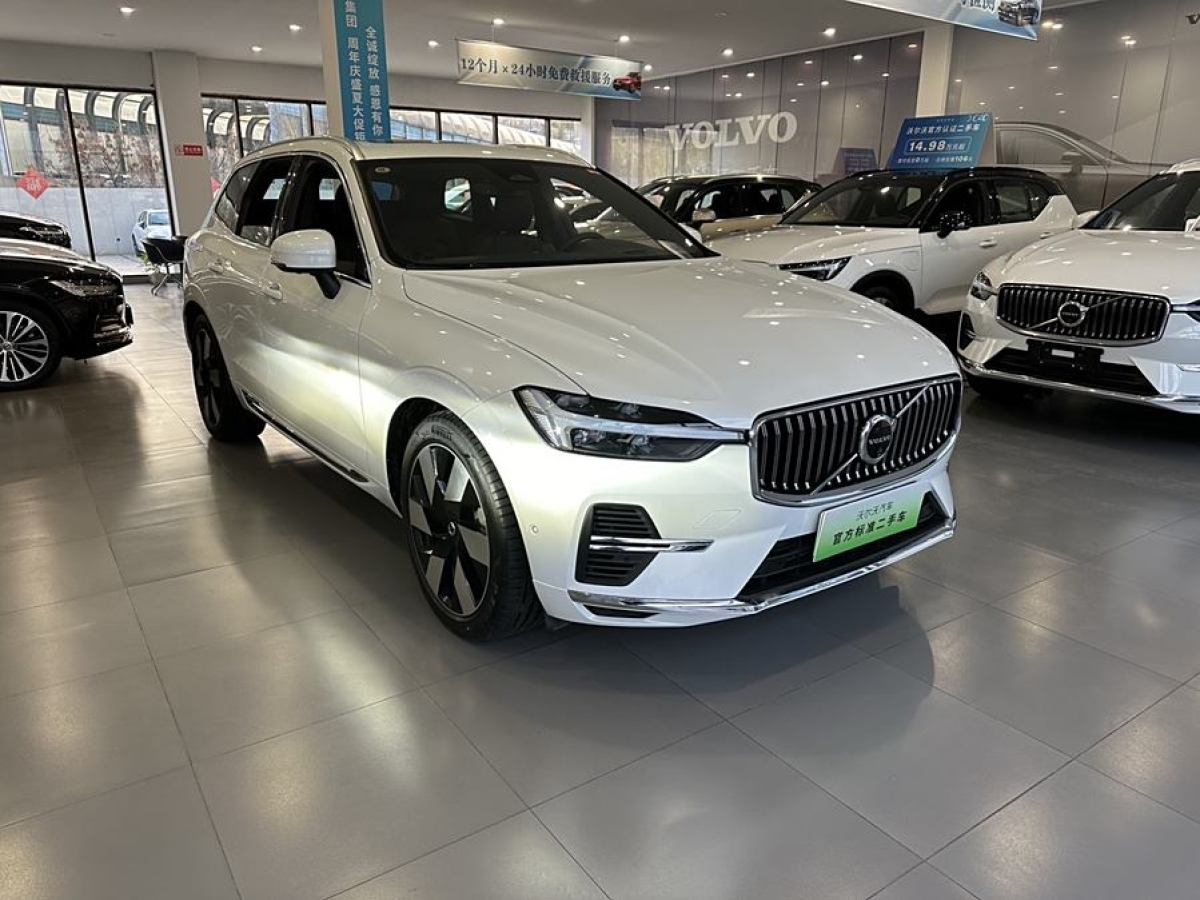 沃爾沃 XC60新能源  2024款 T8 插電混動 長續(xù)航四驅(qū)智雅豪華版圖片