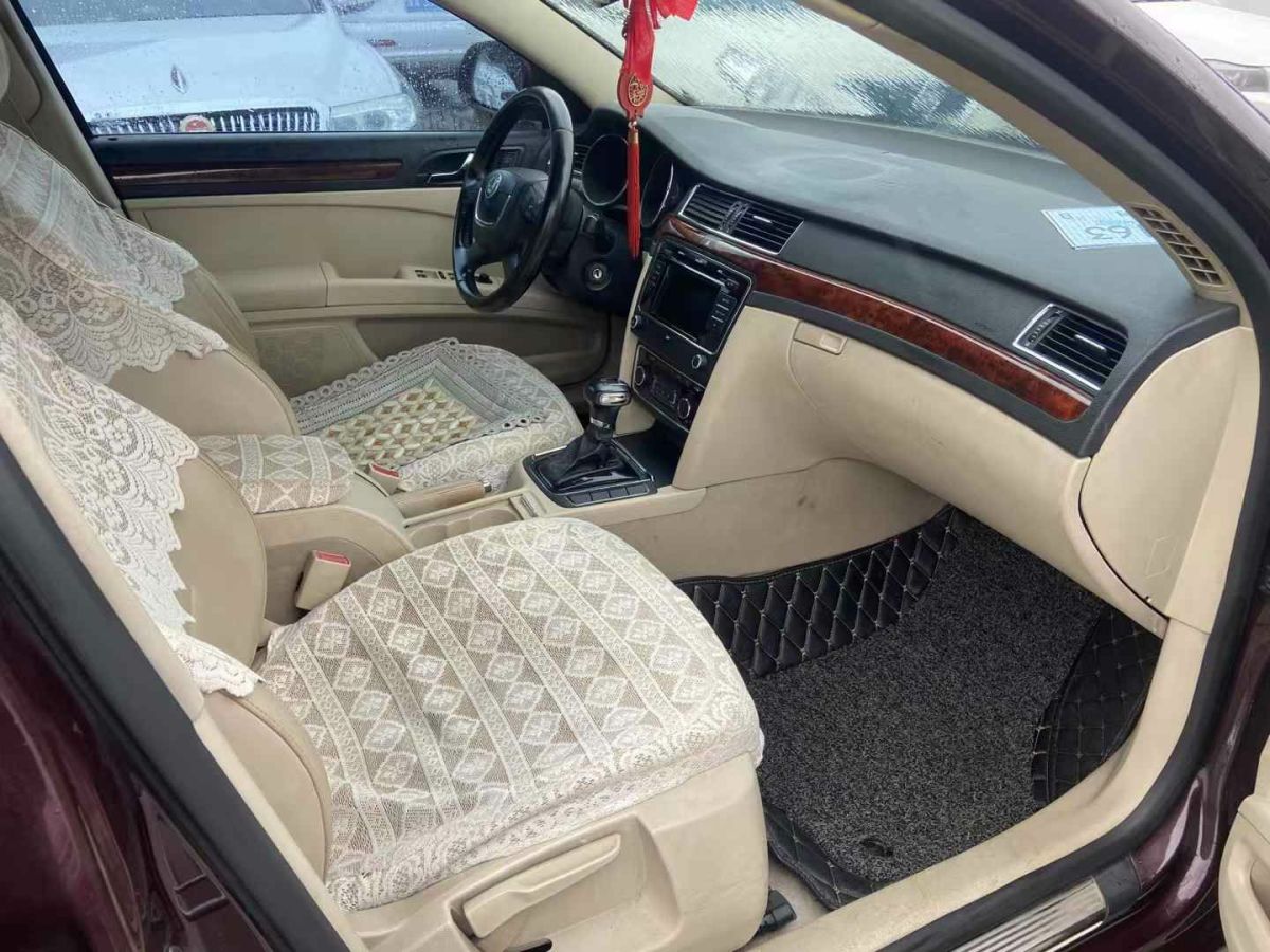 斯柯達 昊銳  2010款 1.4TSI DSG優(yōu)雅版圖片