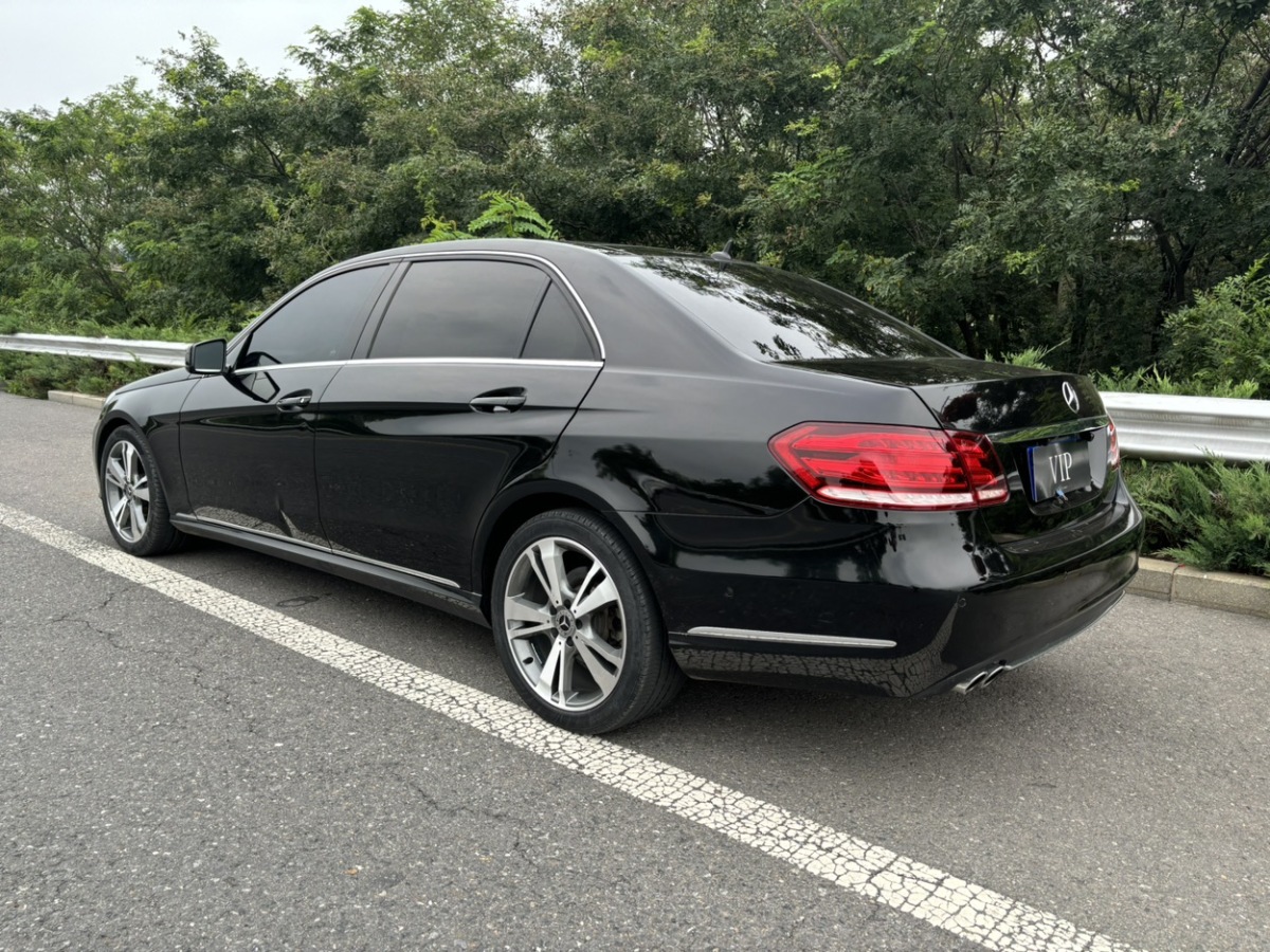 奔馳 奔馳E級(jí)  2014款 E 260 L 豪華型圖片