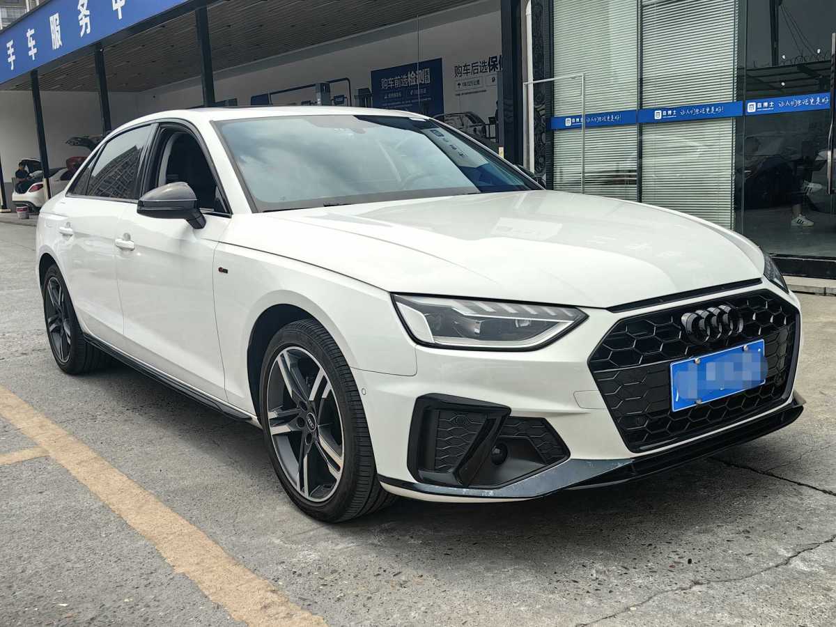 奧迪 奧迪A4L  2022款 40 TFSI 豪華動感型圖片