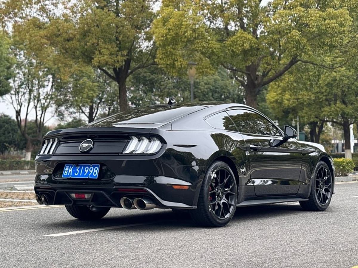 2021年10月福特 Mustang  2021款 2.3L EcoBoost