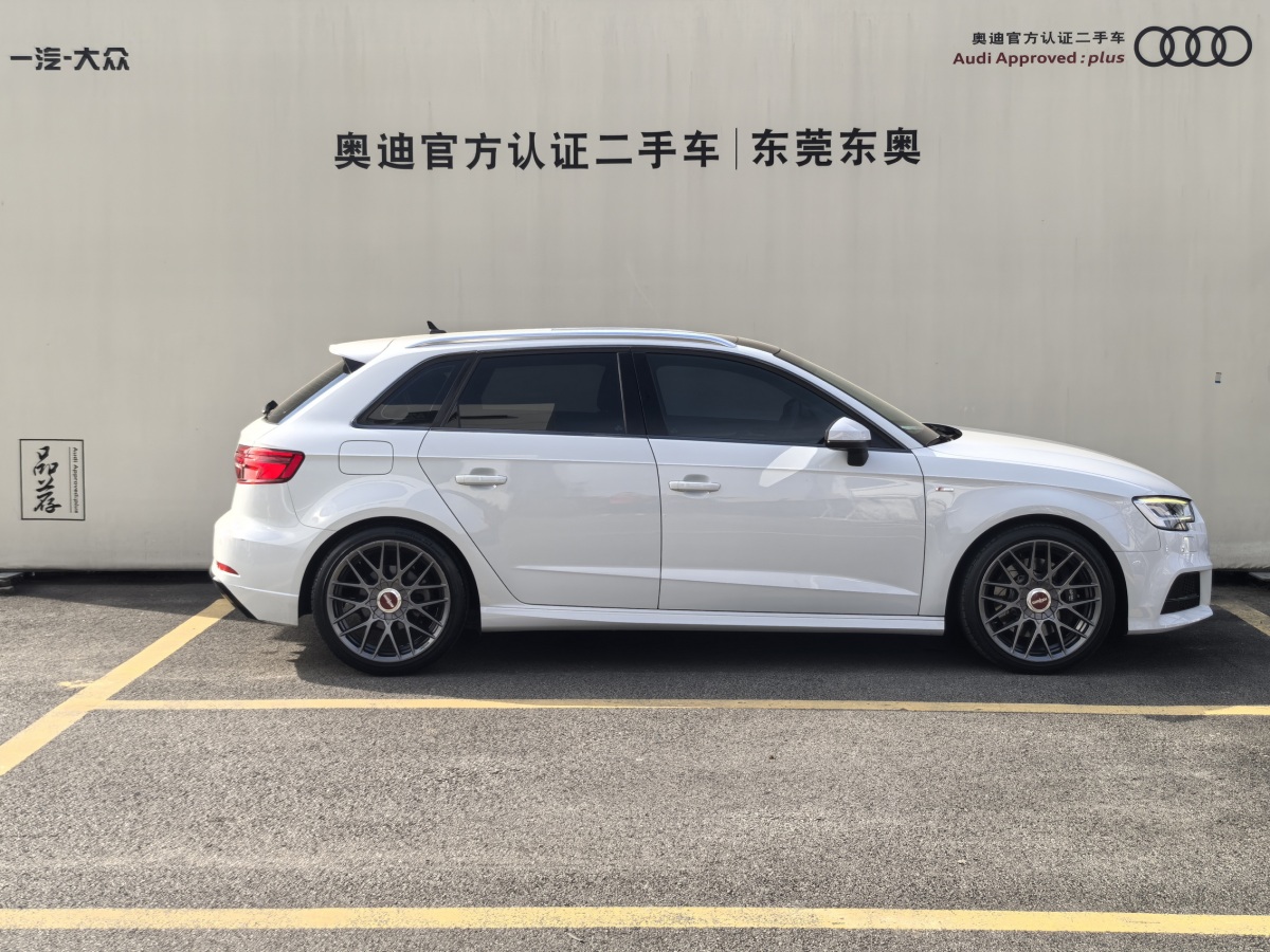 奧迪 奧迪A3  2019款 Sportback 40 TFSI 運(yùn)動(dòng)型 國(guó)V圖片