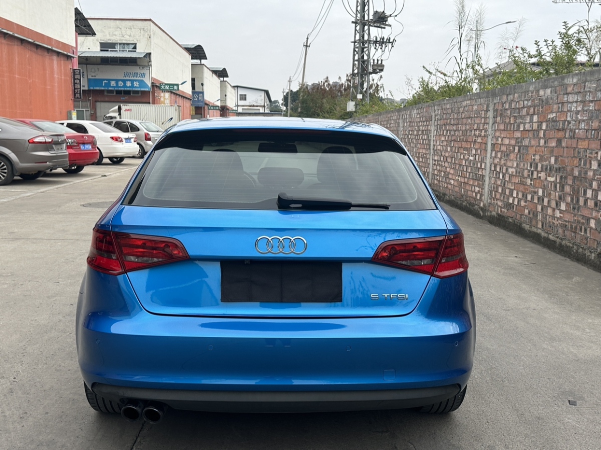 奧迪 奧迪A3  2016款 Sportback 35 TFSI 進(jìn)取型圖片