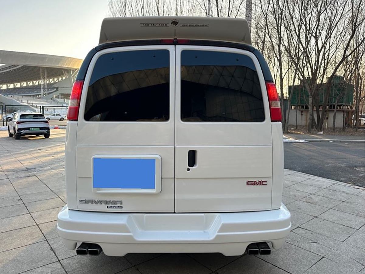 GMC SAVANA  2013款 6.0L 2500S運(yùn)動(dòng)版7座圖片