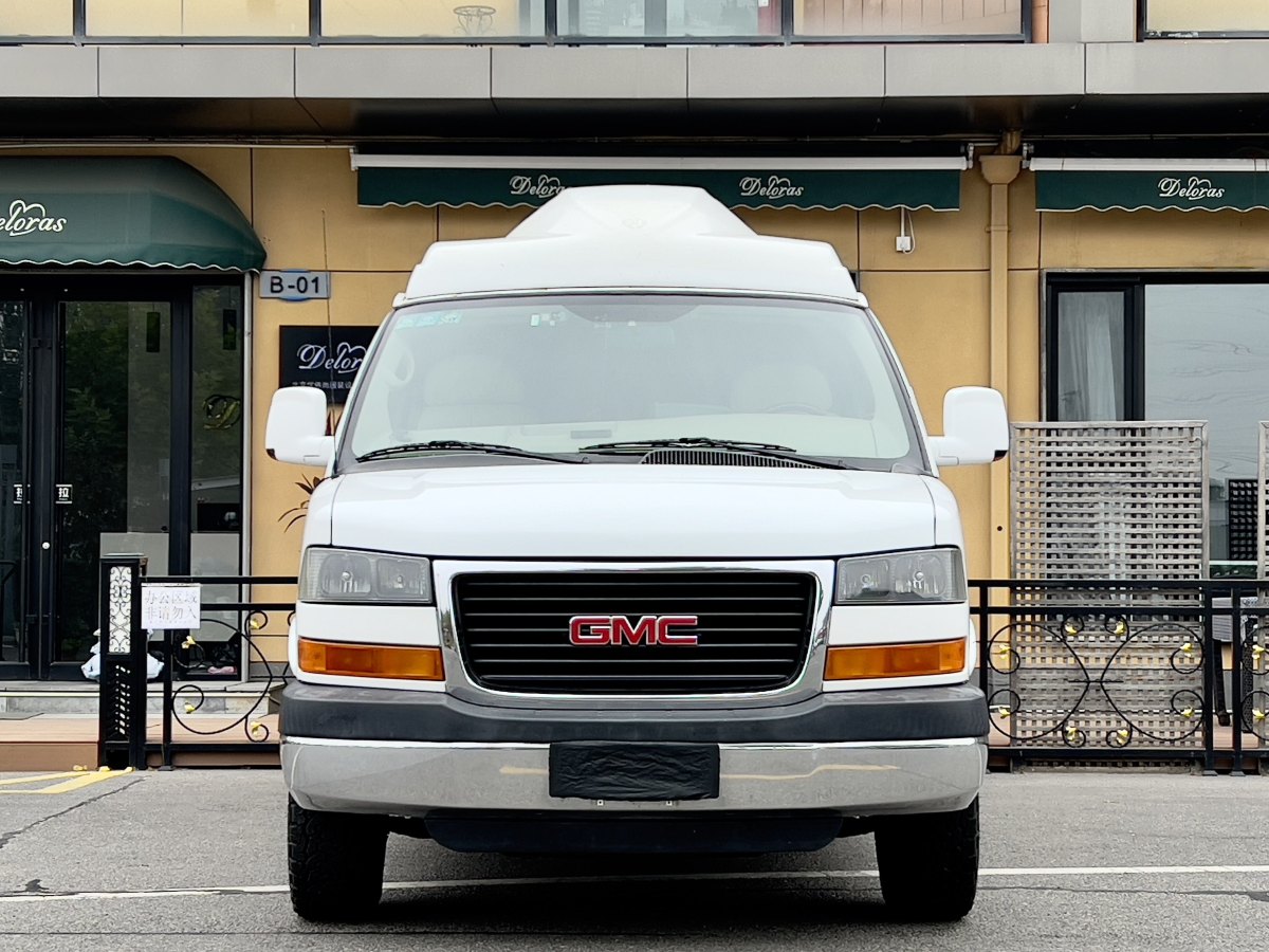 GMC SAVANA  2013款 6.0L 領(lǐng)袖級(jí)商務(wù)車(chē)圖片