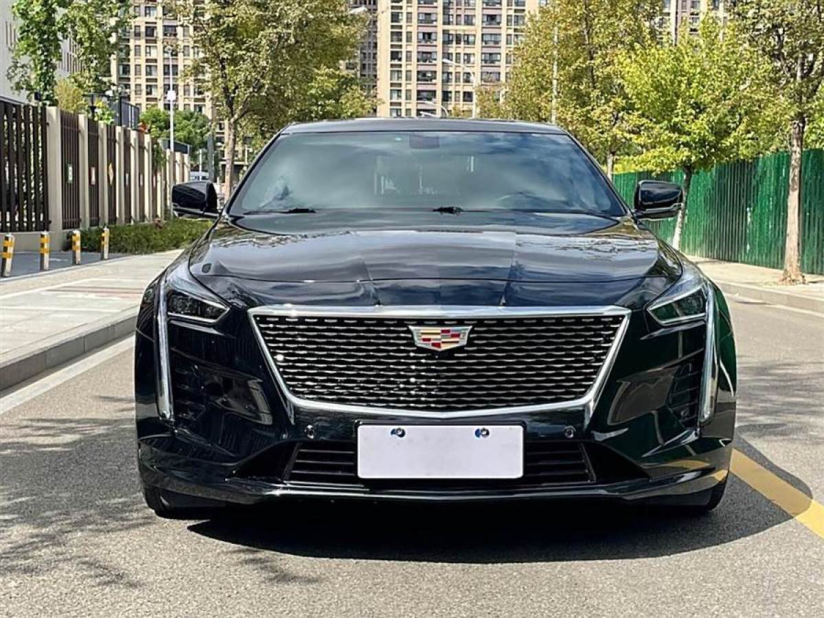 凱迪拉克 CT6  2019款 28T 時(shí)尚型圖片