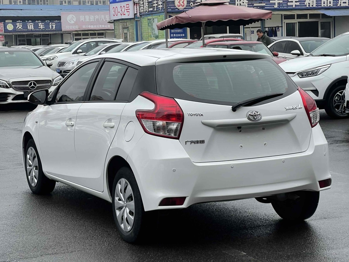 豐田 YARiS L 致炫  2015款 1.5E 自動(dòng)魅動(dòng)版圖片