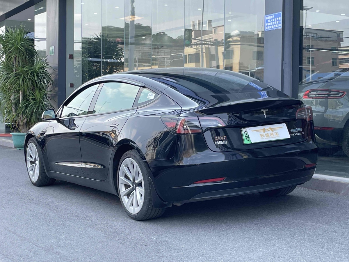 2022年1月特斯拉 Model 3  2021款 標(biāo)準(zhǔn)續(xù)航后驅(qū)升級版 3D6