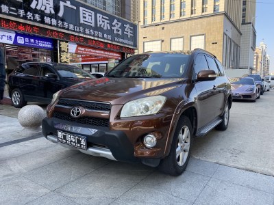 2012年2月 豐田 RAV4榮放 2.4L 自動(dòng)四驅(qū)豪華版圖片