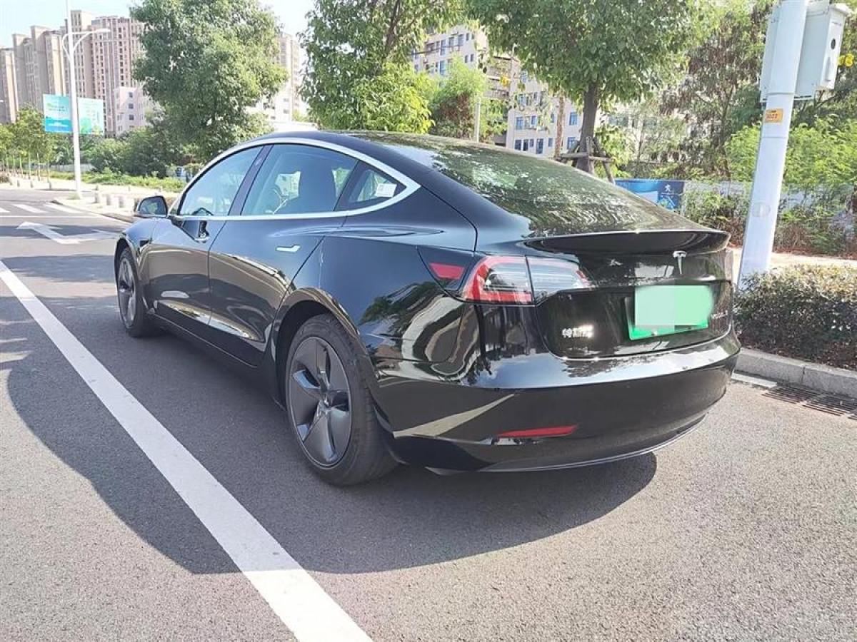 特斯拉 Model Y  2020款 改款 標(biāo)準(zhǔn)續(xù)航后驅(qū)升級(jí)版圖片