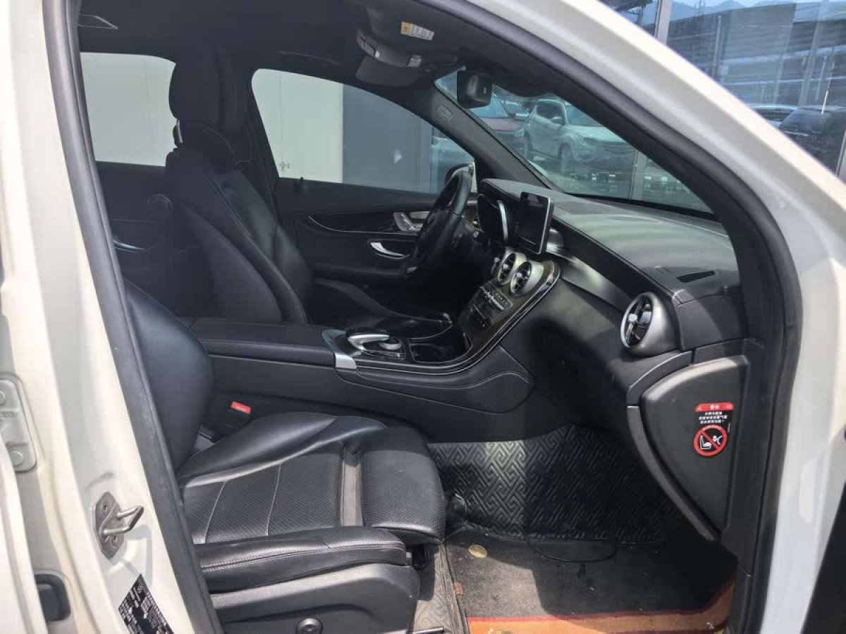 奔馳 奔馳GLC  2019款 GLC 260 4MATIC 動感型圖片